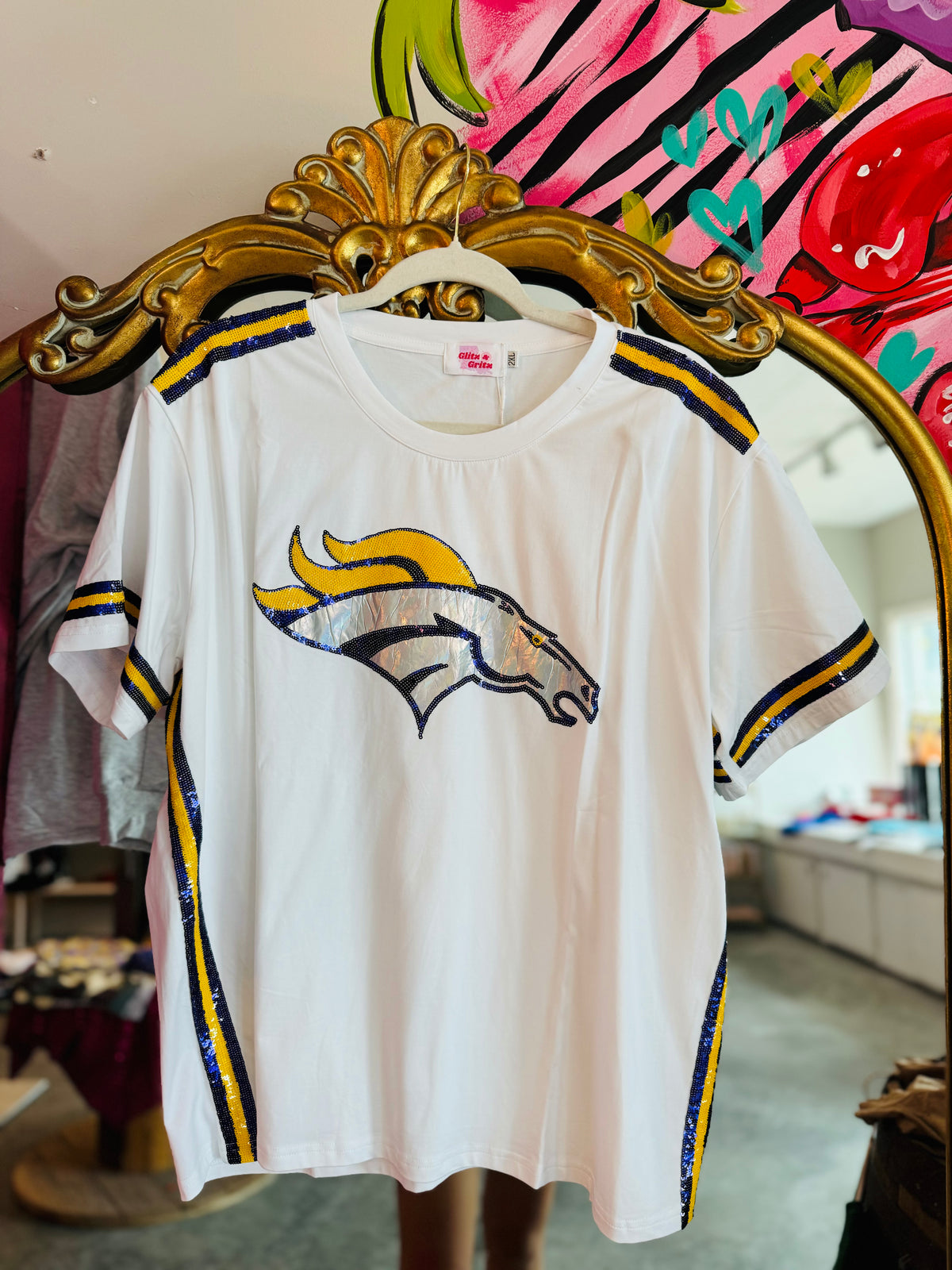 Broncos Tee💜💛