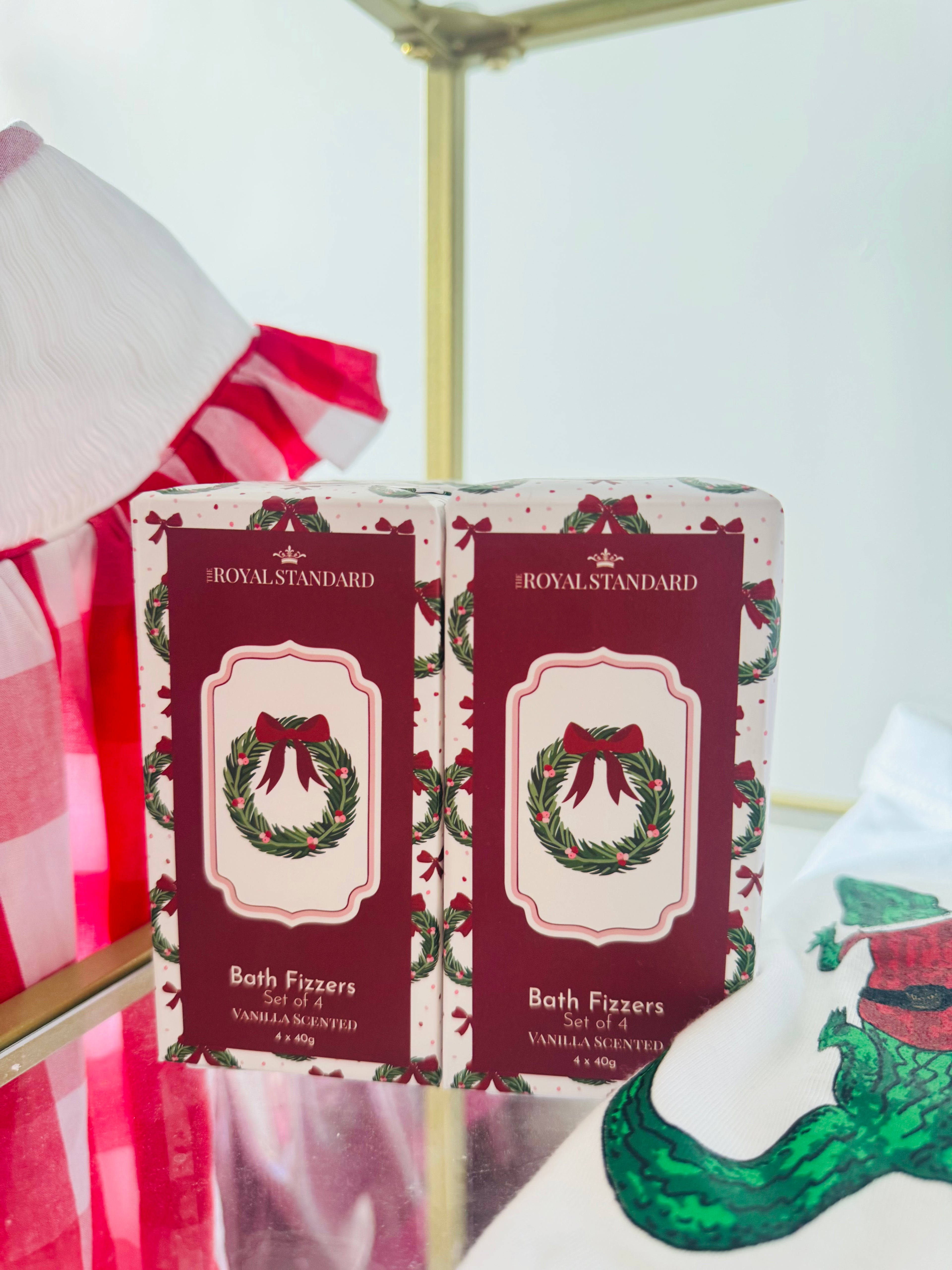 Royal Standard Holiday Bath Fizz❤️