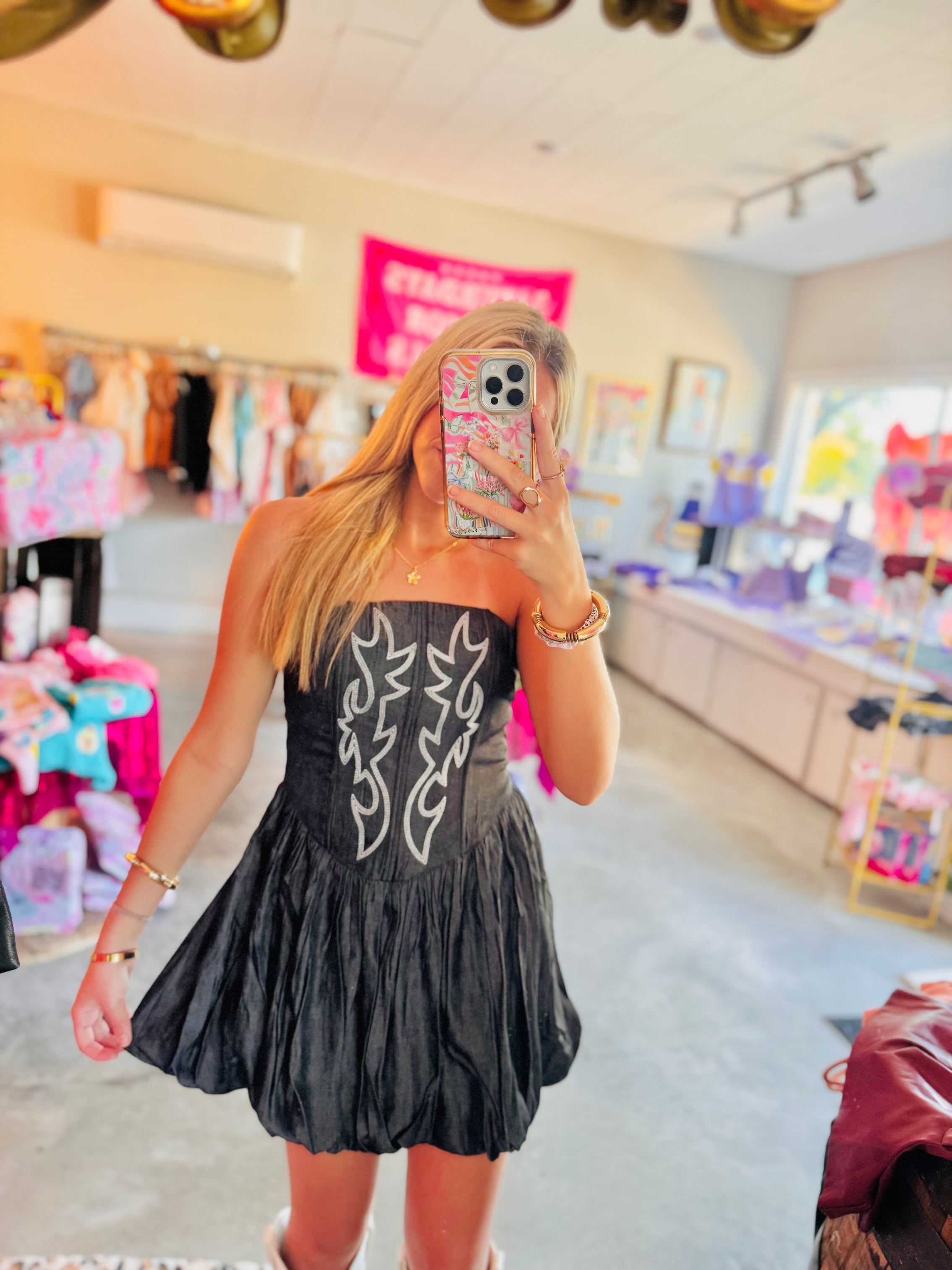 Boot Print Black Beauty🖤👢